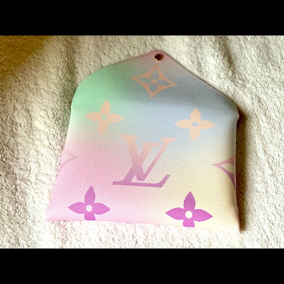 Louis Vuitton Spring in the City Kirigami Large Pochette - Picture 4 of 6